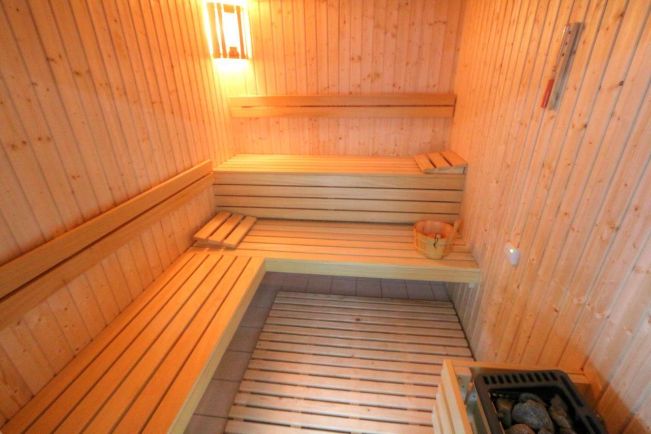 5 Zmyslow Akademia Wypoczynku Domki Grzybowo  Exterior photo